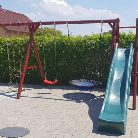 Apartment Taktik Velky Meder